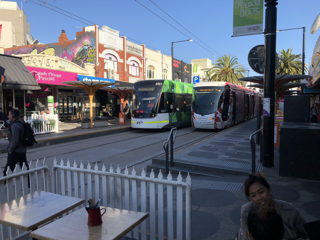 tennis-tourist-st-kilda-australia-streetcar