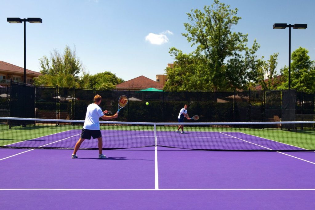 four-seasons-dallas tennis courts