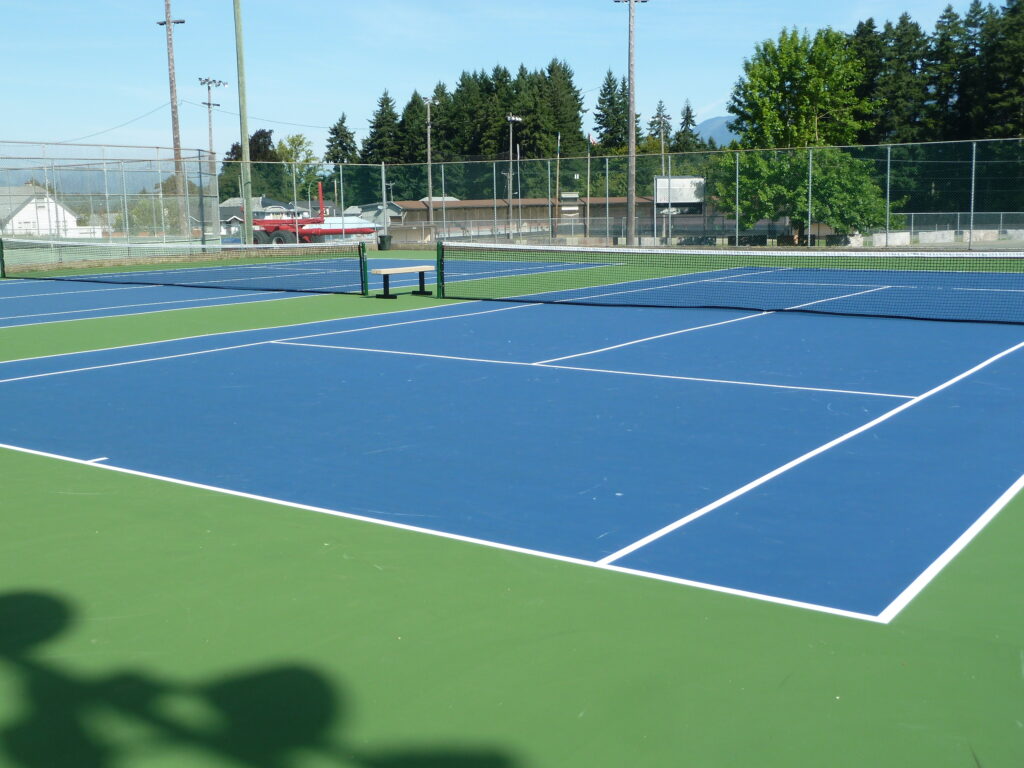 tennis-tourist-port-alberni-bc-court