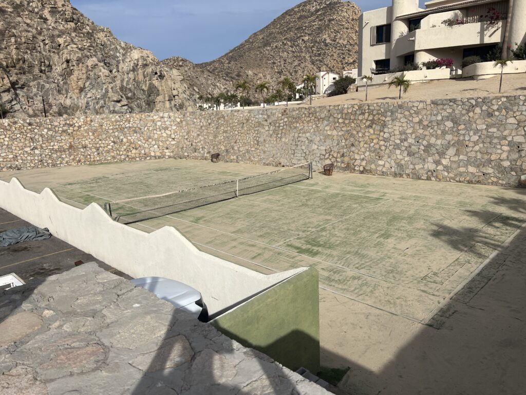 tennis-tourist-terrasol-cabo-san-lucas-mexico-grass-tennis-court-teri-church
