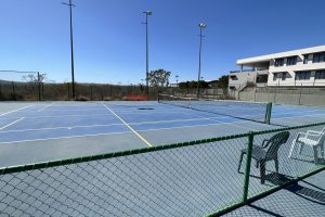 tennis-tourist-cabo-del-mar-cabo-san-lucas-sports-center-courts-fence