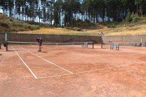 bear-mountain-clay court